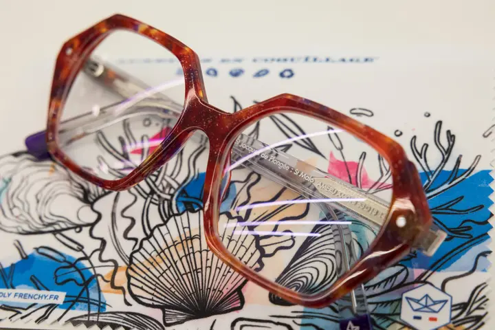 Lunettes en coquillage
